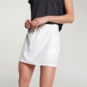 Calia journey true light cargo skort